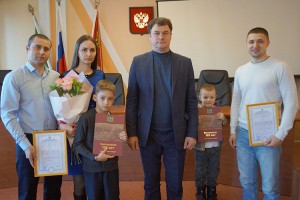 Новоселье в этом году отпразднуют семьи Чумаченко и Смакота